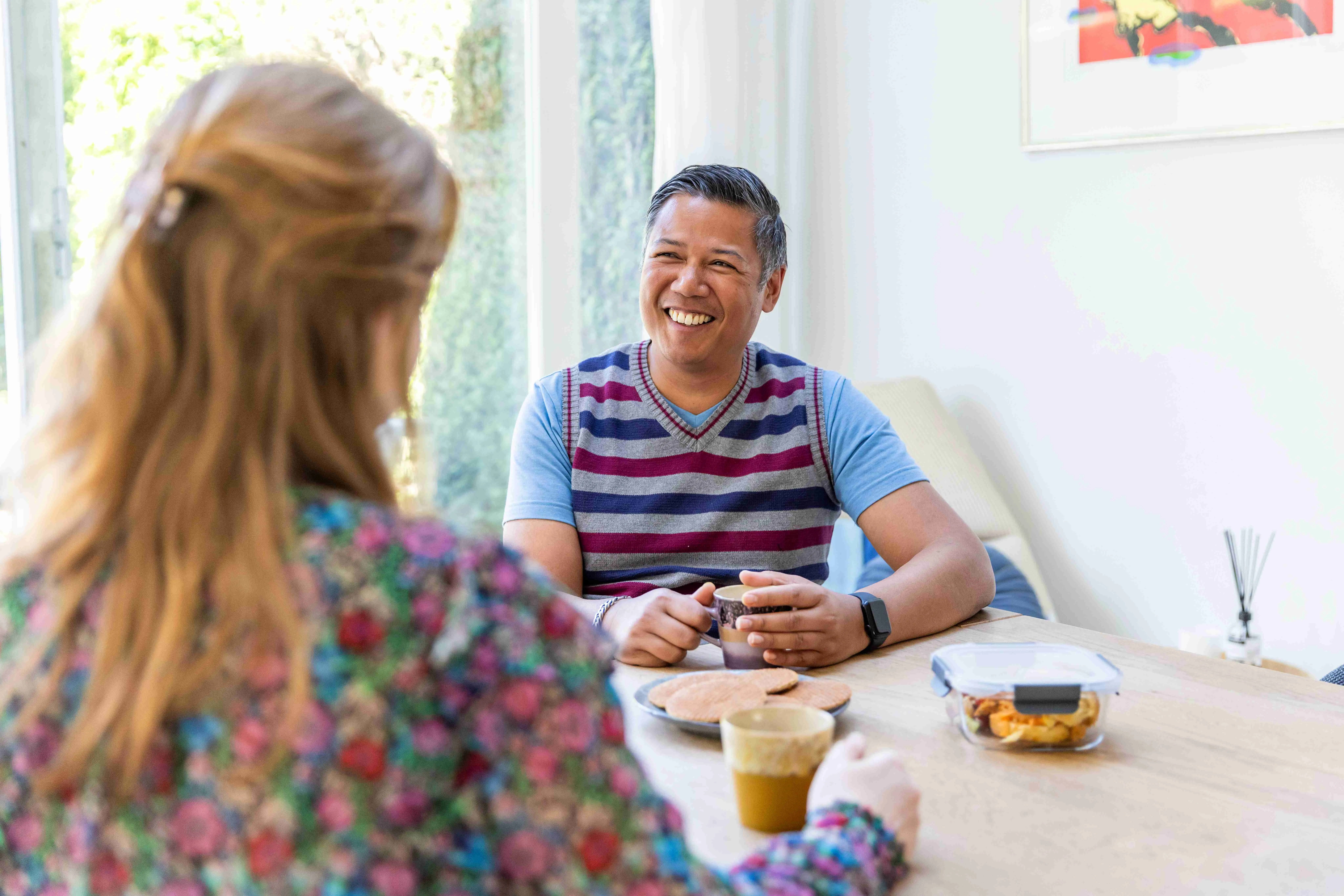 Suryono en Sanne in gesprek