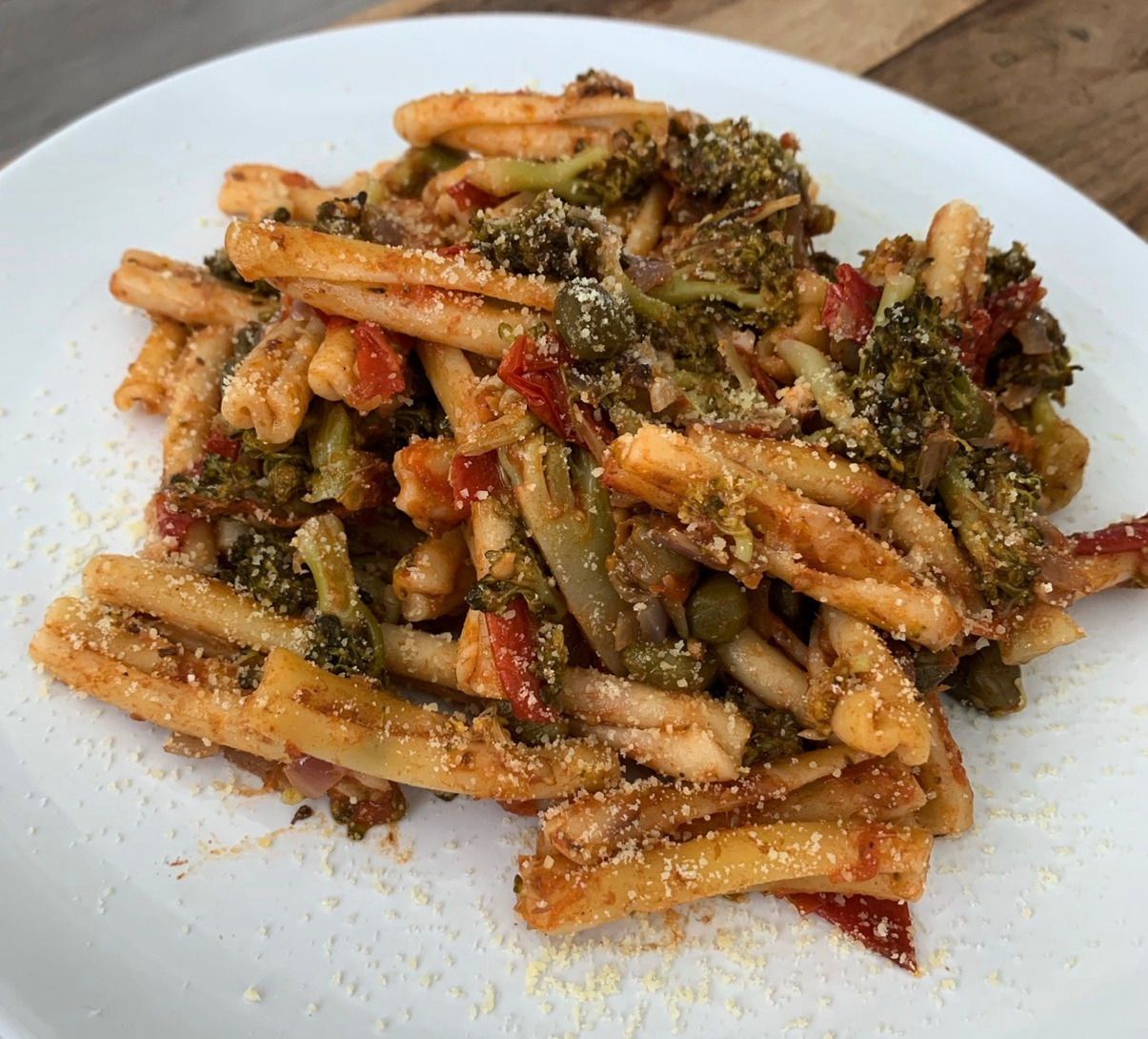 Broccolipasta met ansjovis